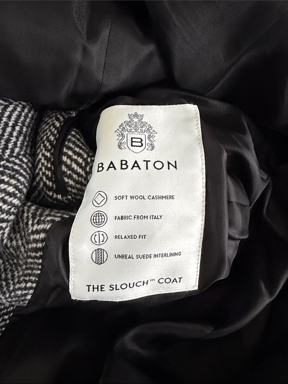 Aritzia Babaton The Slouch Coat Black & White Herringbone Double-Breasted - Picture 5 of 7